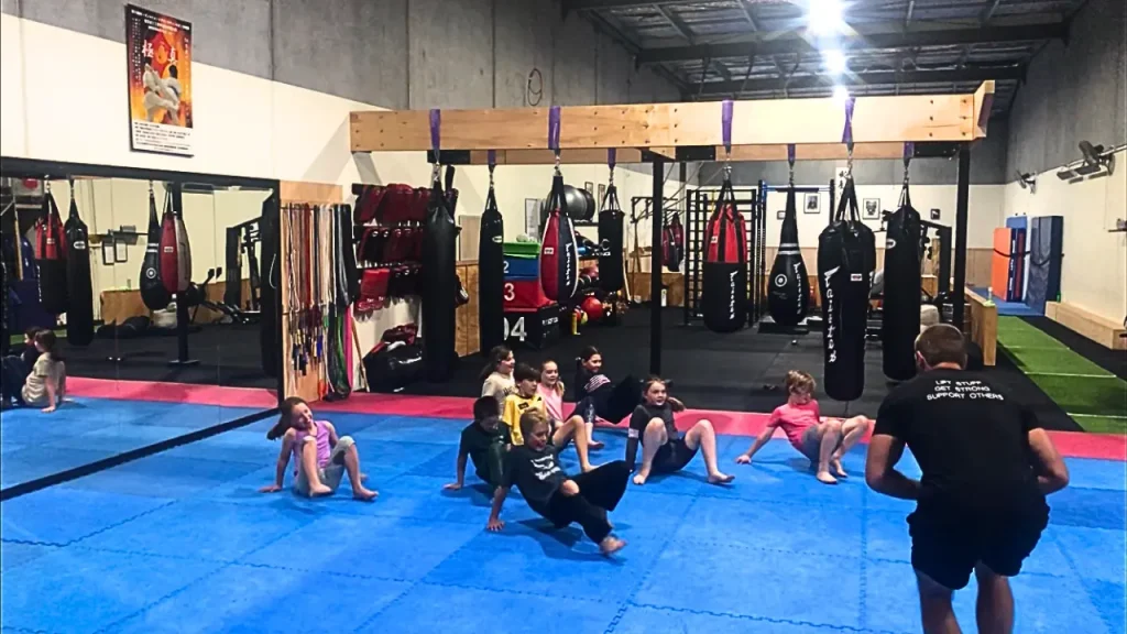 Crawling during kids functional fitness class in Eltham Australia