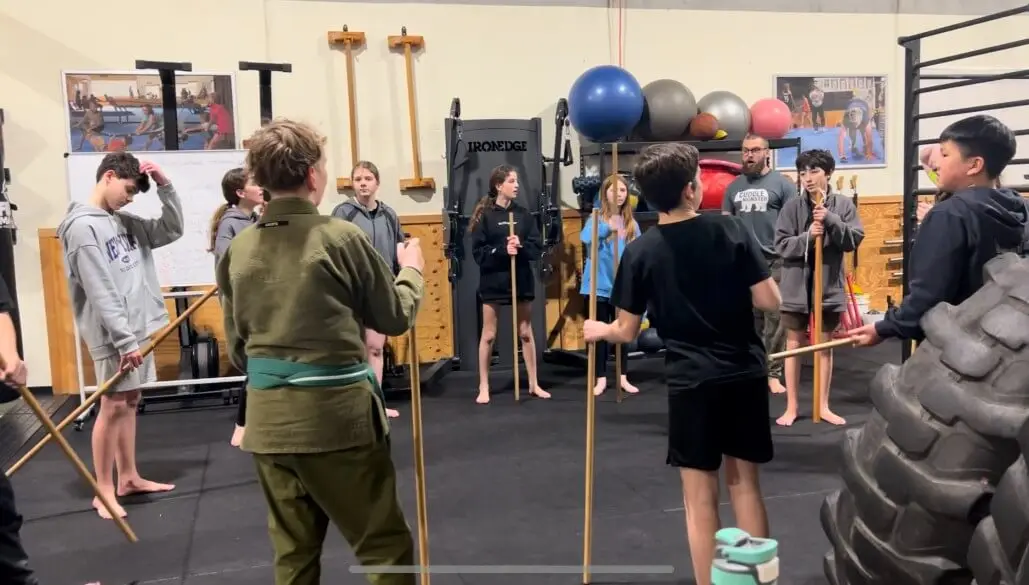 fun engaging workouts during functional fitness for teenagers group class